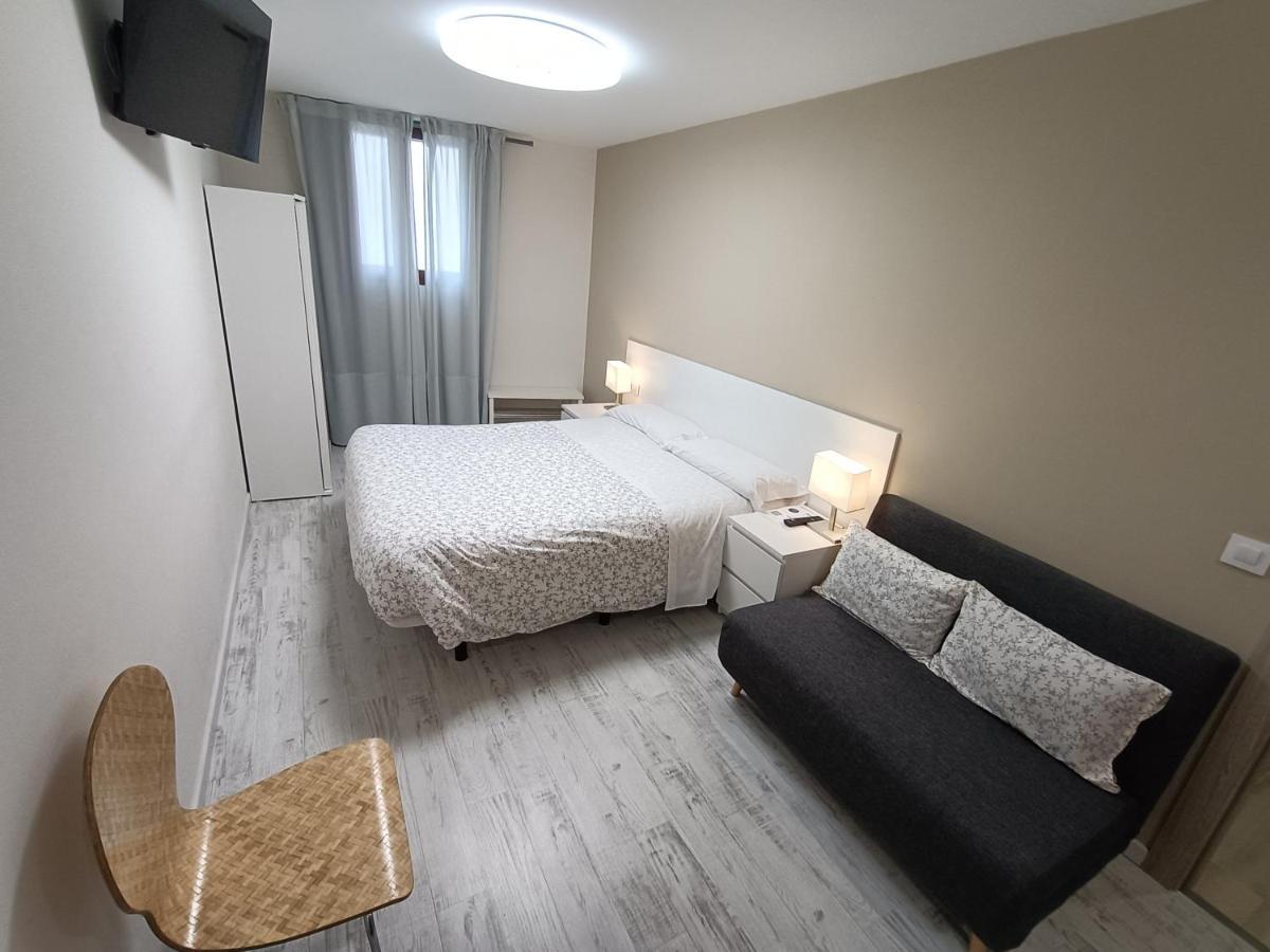 Rey Mundo Hotell Munébrega Eksteriør bilde