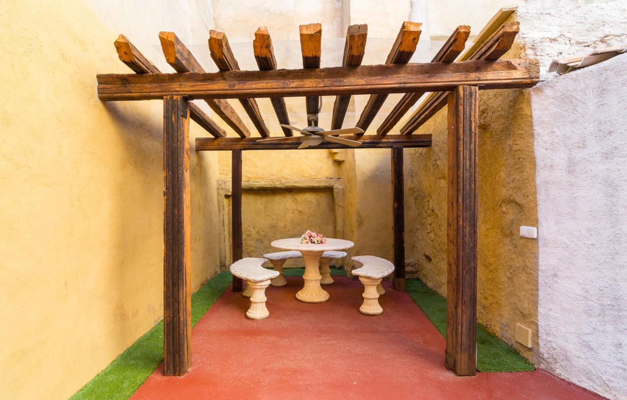 Rey Mundo Hotell Munébrega Eksteriør bilde